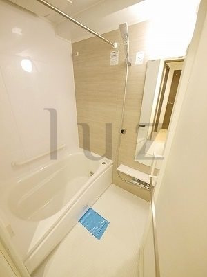 ラリーズの浴室