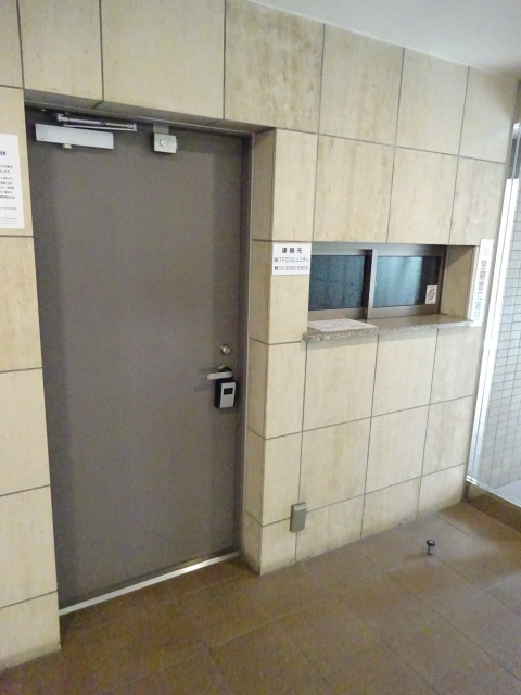 ルーブル都立大学のセキュリティ