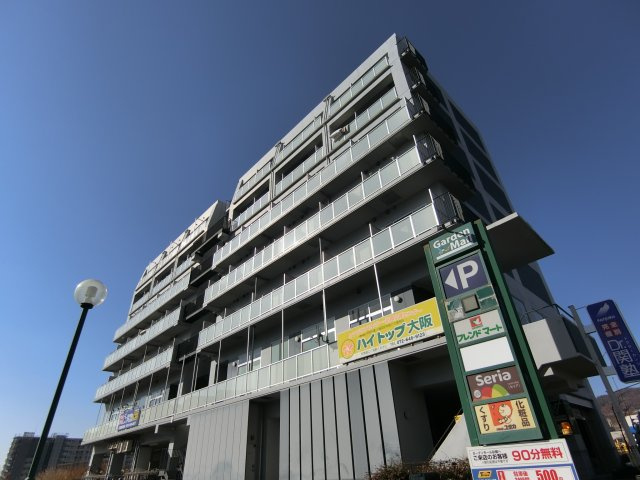 グランヴァレー彩都の外観