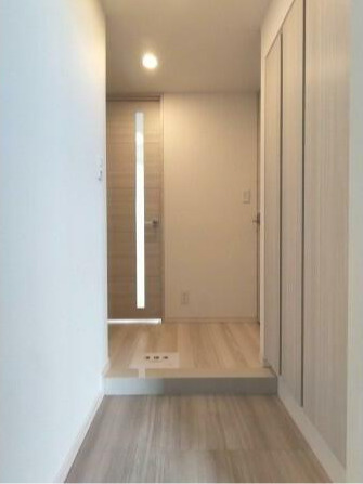 エスジーコート三ノ輪の玄関