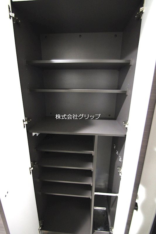 Le'a横濱西口弐番館の収納