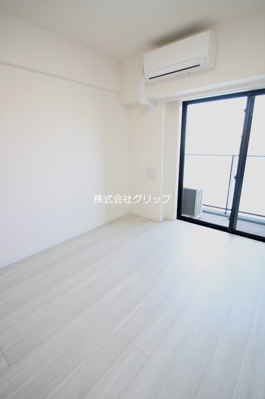 Le'a横濱西口弐番館の洋室