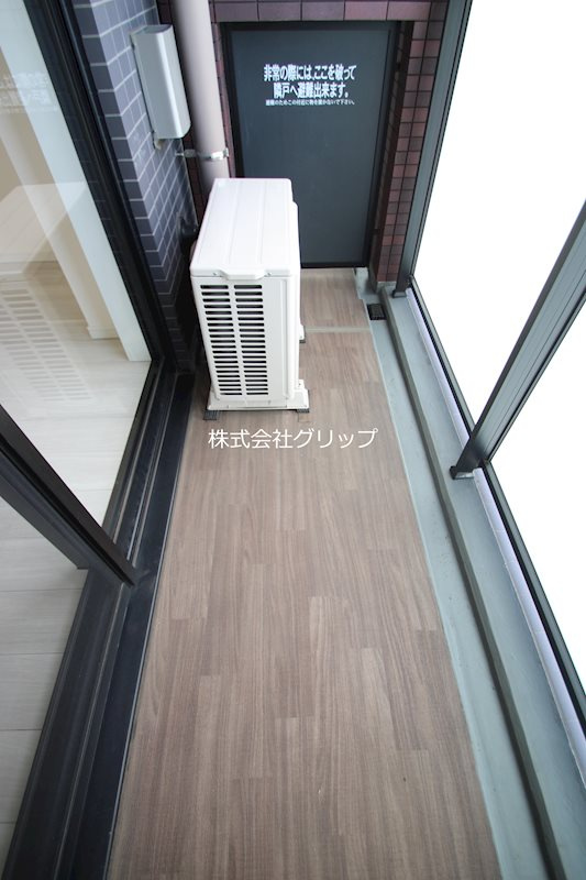 Le'a横濱西口弐番館のバルコニー