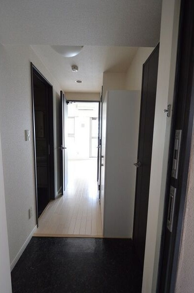 セントレイクセレブ徳川の玄関