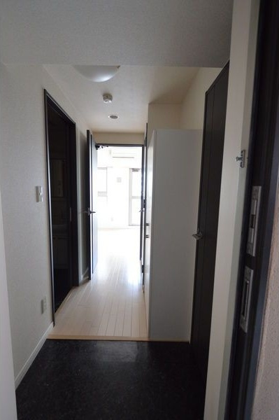 セントレイクセレブ徳川の玄関