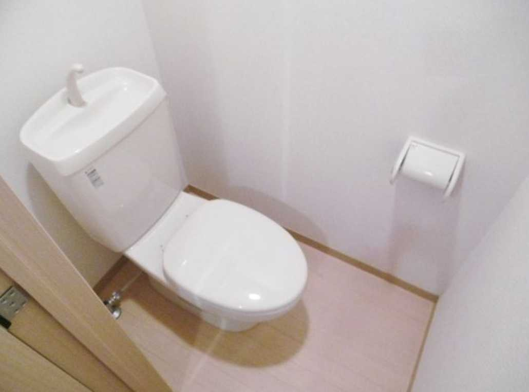 ANNEX92　礼金0　角部屋　独立洗面台のトイレ