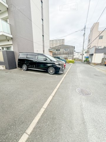 サンスクエアⅡの駐車場|駐車スペースもあります☆