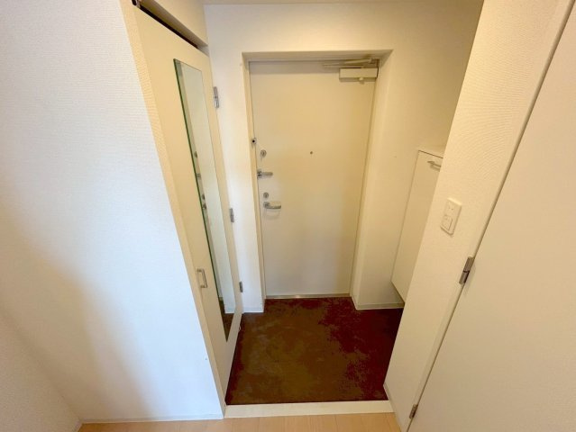 アルティザ淡路駅東の玄関