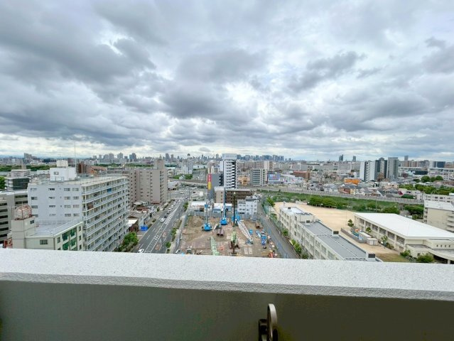アルティザ淡路駅東の展望
