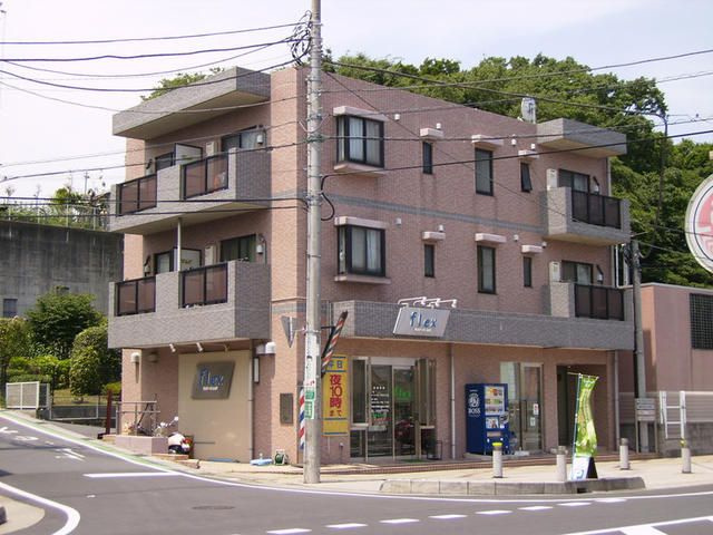 藤重参番館の外観