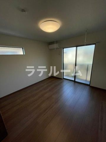 ラミアアルテ西大宮の居間・リビング|別部屋参考写真となります