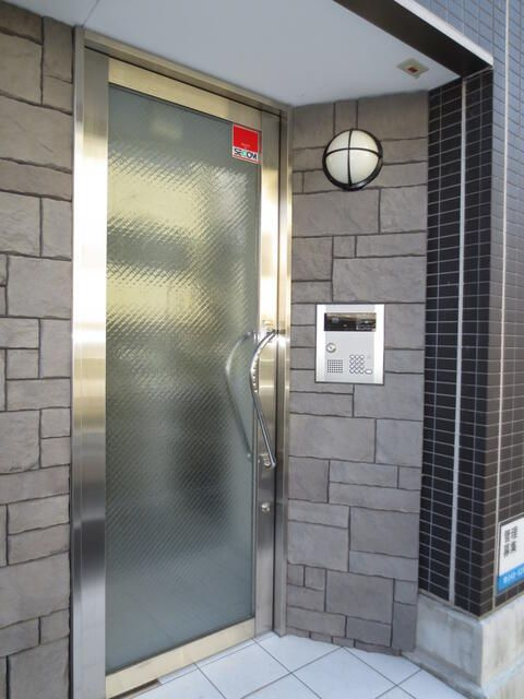 Ｐｒｉｎｔｅｍｐｓ東岸町のエントランス