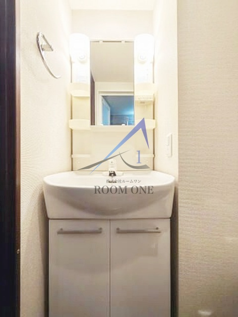 スカイコート池袋西壱番館の洗面所|洗面台です。