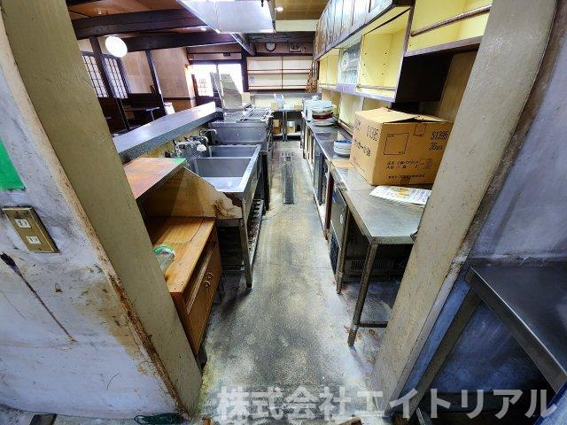 安城市緑町2丁目　住居付店舗の内装|1階
