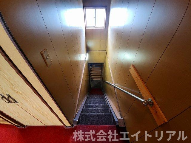 安城市緑町2丁目　住居付店舗の内装|2階