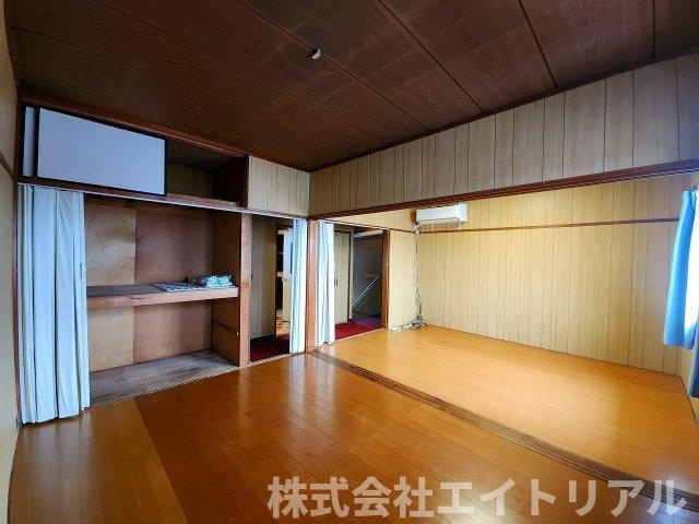 安城市緑町2丁目　住居付店舗の内装|2階