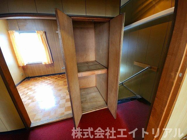 安城市緑町2丁目　住居付店舗の内装|2階