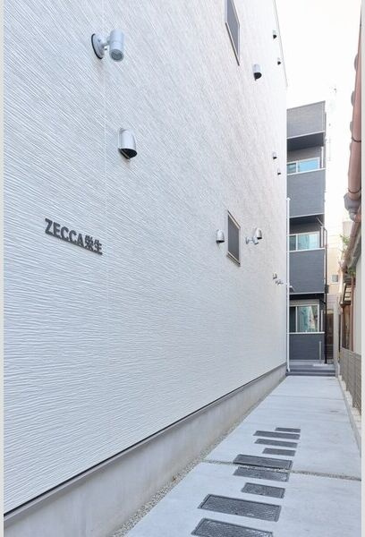 Zecca栄生の周辺