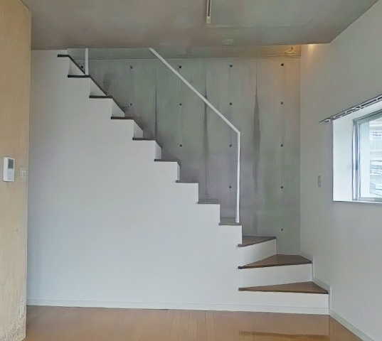 STEP IN HOUSEの内装