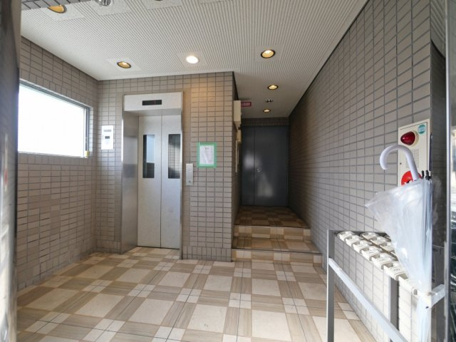 【エントランス】