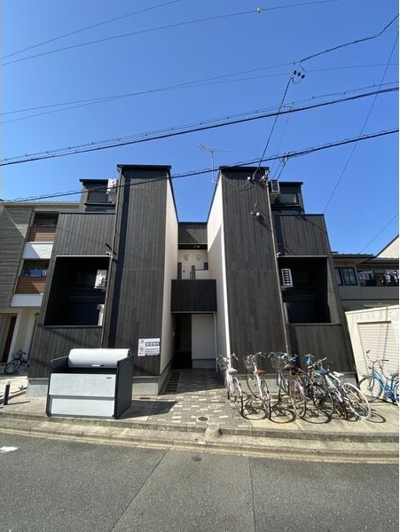 Sunlit gardenの外観