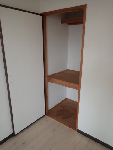本駒込シティハイツの収納