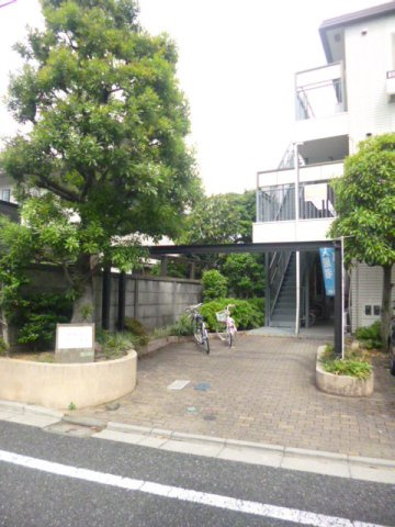 本駒込シティハイツの外観