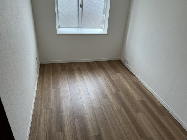 アソシエール文京白山の洋室
