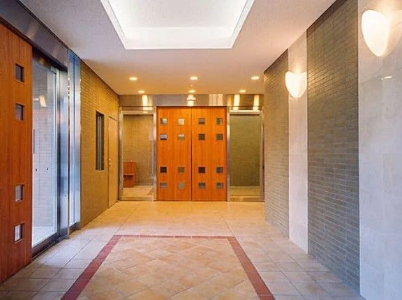 藤和シティホームズ横浜吉野町のエントランス
