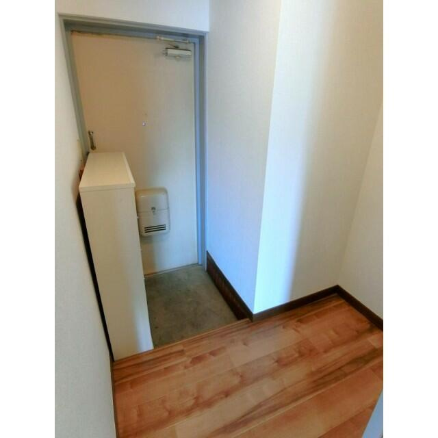ダイアモンドフラットの玄関