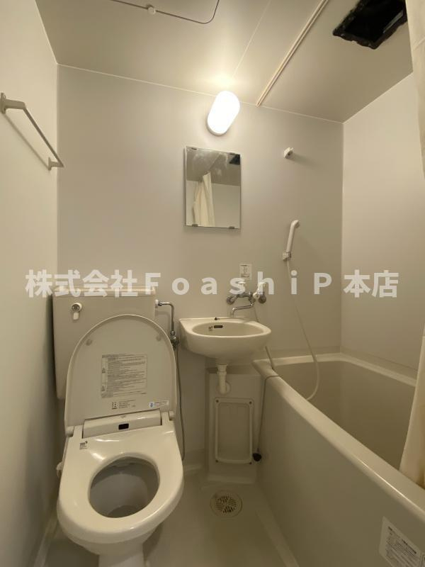 THE OAKS自由が丘Luxeのトイレ