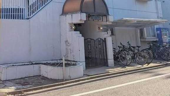 メゾンアサヒ　礼金0　TVドアホン　駅近のエントランス