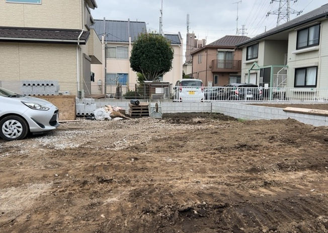 【外観】 | 土地の面積＝住宅面積ではありません。建ぺい率の問題などで、土地のある場所によって住宅を建てられる面積は限られています。高さもしかり、「土地」という言葉の中には、建築条件も含まれると考えておきましょう。