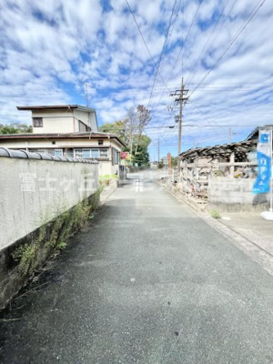 【前面道路含む現地写真】 | 浜松市中央区坪井町 中古戸建て | 前面道路です