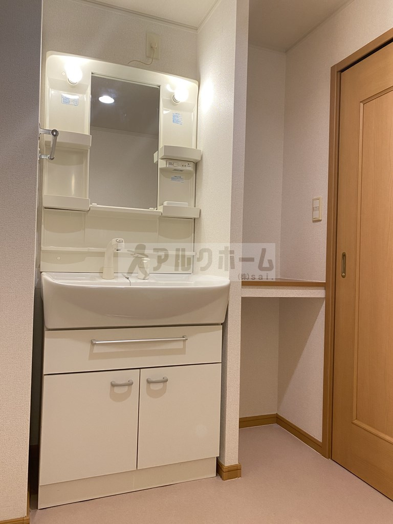 セレノアロッジオ2の独立洗面台