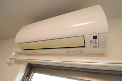 【設備】 | アルカーサル大道 | 302　エアコン
