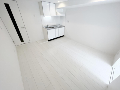 ★白い床のキレイなお部屋です★