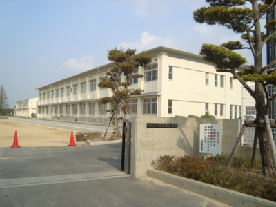 【周辺】 | ファイブ・ＳＥ | 宇部市立西岐波小学校まで1,646ｍ