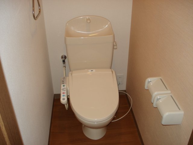サニーハイムのトイレ|シャワー付トイレ