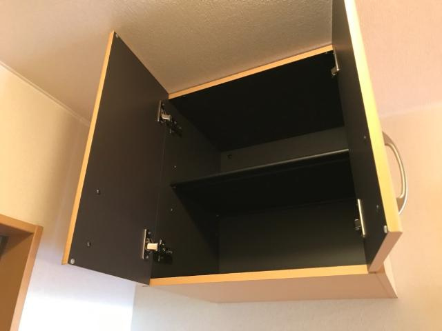 クレイジャスの収納|下駄箱吊戸棚（イメージ）