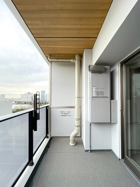 ロイヤルパークス有明のバルコニー|※写真は同タイプ住戸です。