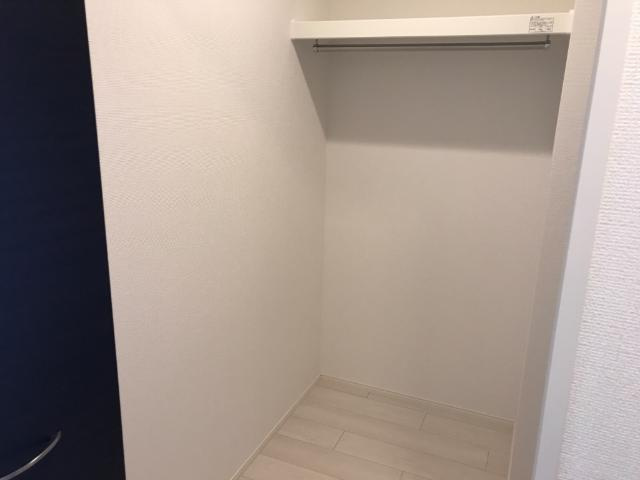 ポートレブニーの収納|ウォークインクローゼット