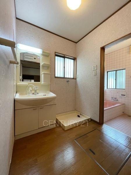 高崎市倉賀野町中古一戸建ての独立洗面台|洗面脱衣所