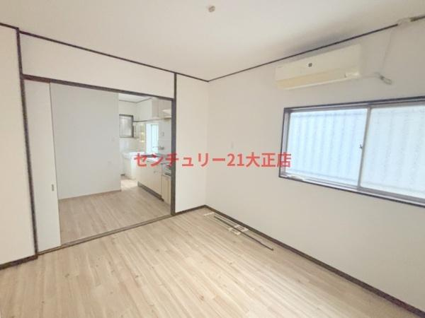 泉尾3丁目貸家の洋室