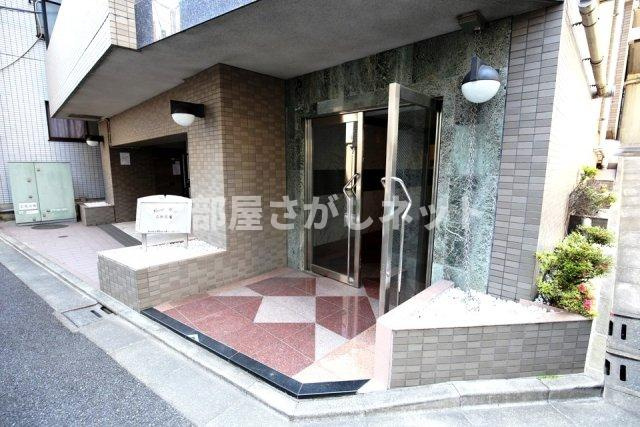 パークウェル三軒茶屋【おとり物件なし】#学生・社会人にオススメ！初期費用分割払いOK！のエントランス