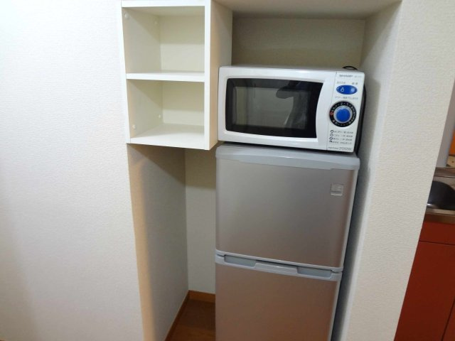 レオパレスシャルムのその他|冷蔵庫・電子レンジ