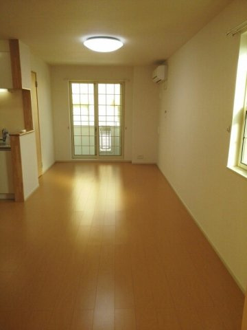 ＲＥＶＥの居間・リビング