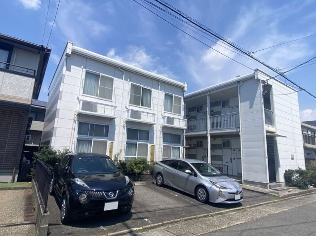 レオパレス愛和の外観