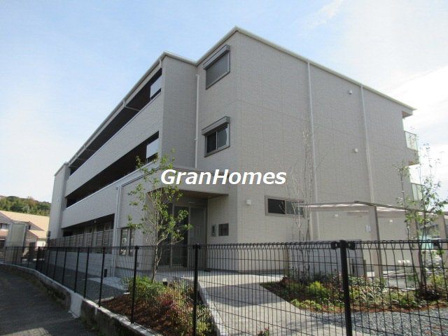 オカバ姫路岡町シャーメゾンB棟の外観