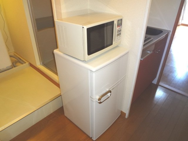 レオパレスさくらのその他|冷蔵庫、電子レンジ